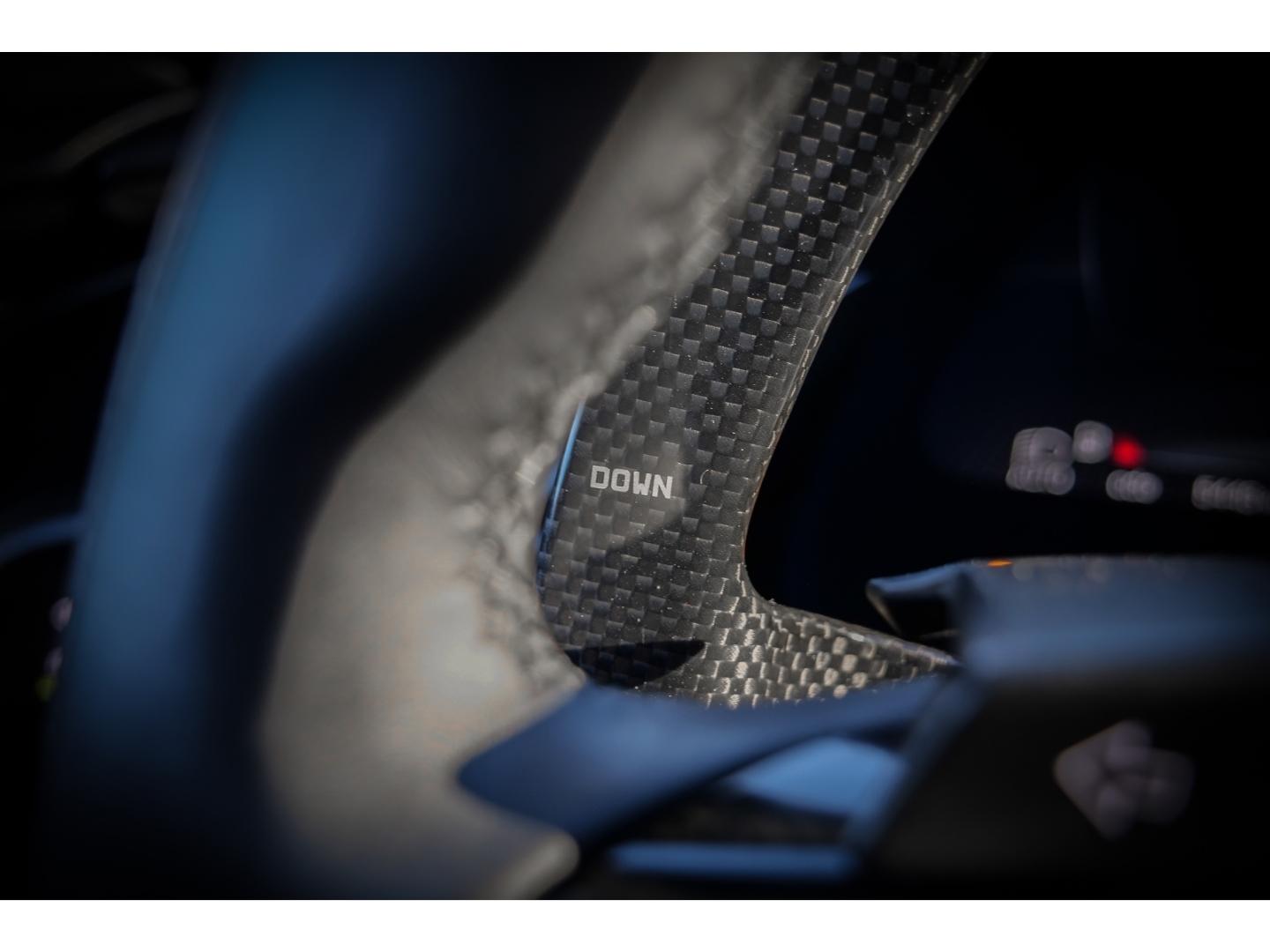 Ferrari SF90 Stradale *Carbon-Felge*Racingsitze*Assetto-