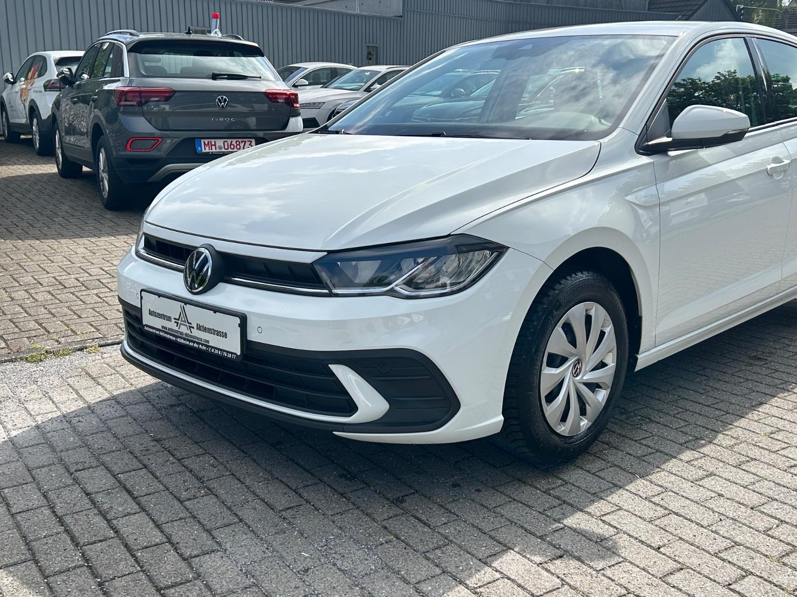 Volkswagen Polo VI Life NAVI PDC LED Sitzh DI Tacho 1. Ha