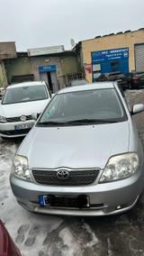 Toyota Corolla mit neun Serwiec - Toyota Corolla: Se