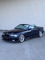 BMW 328i Cabrio  - BMW Gebrauchtwagen von 1999
