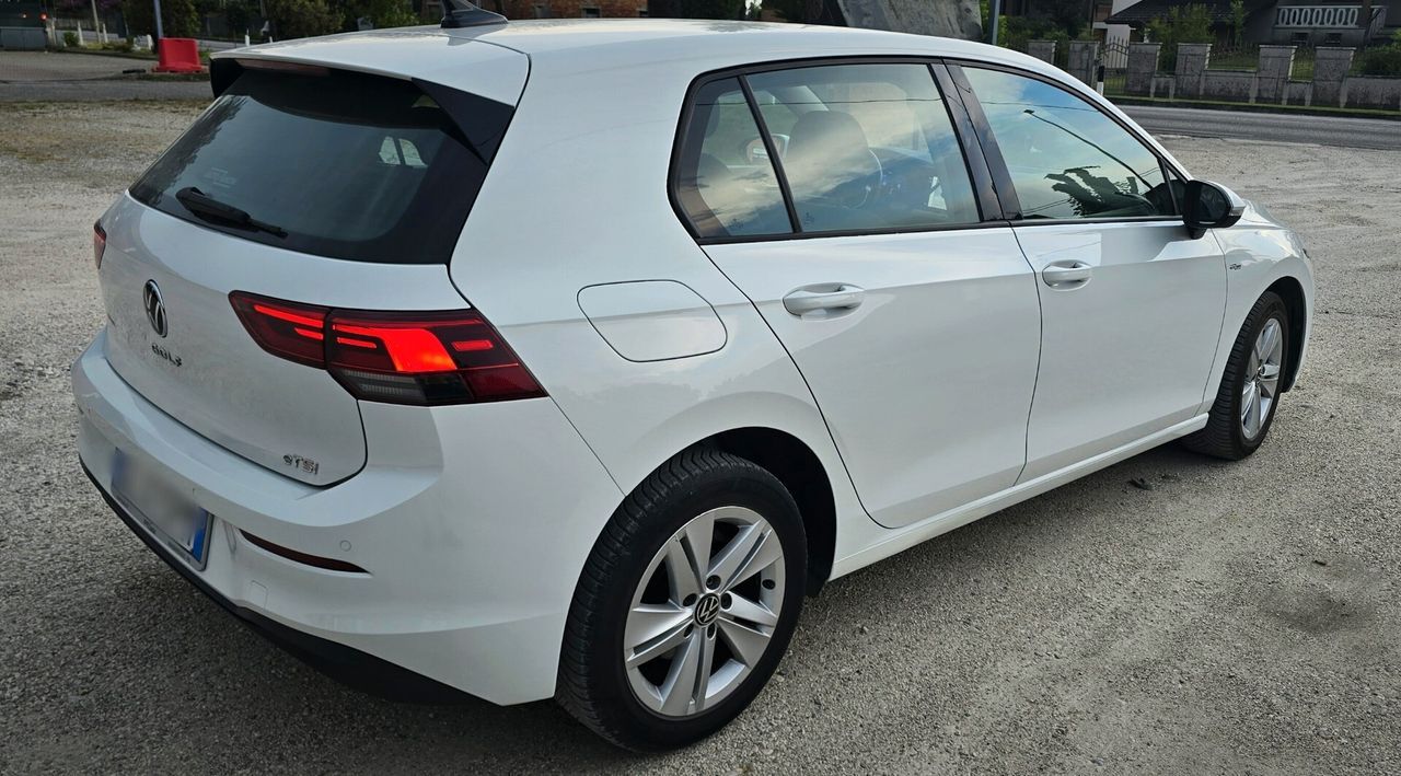 Volkswagen Golf eTSI EVO DSG - PERFETTA imagem 3
