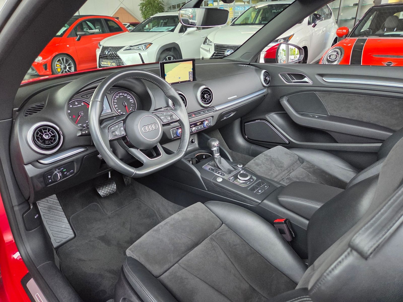 Fahrzeugabbildung Audi A3 Cabriolet 35 TFSI S line sport B&O LED NAV