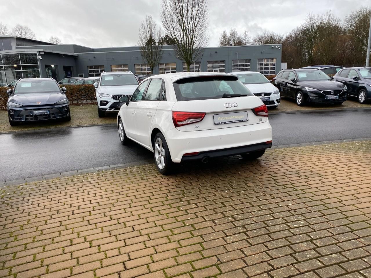 Audi A1 Sportback 1.0 TFSI Ultra Sport*XENON*AMI*