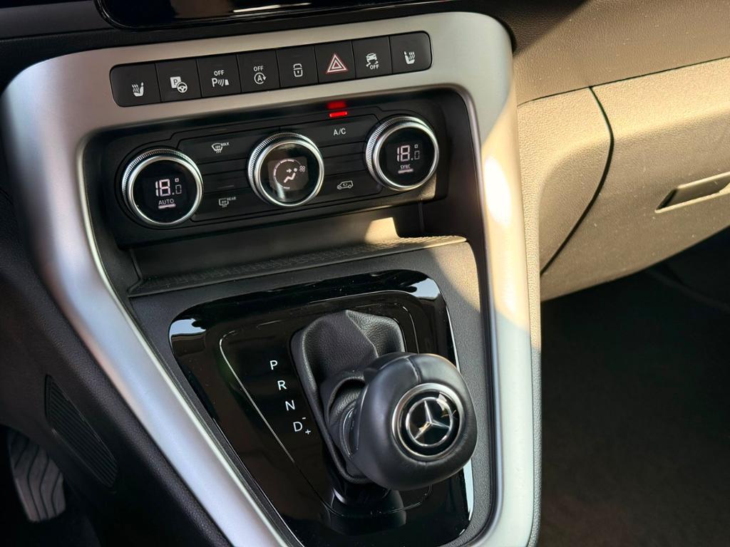 Mercedes-Benz T 180 d PROGRESSIVE STANDARD LED KAMERA KLIMA