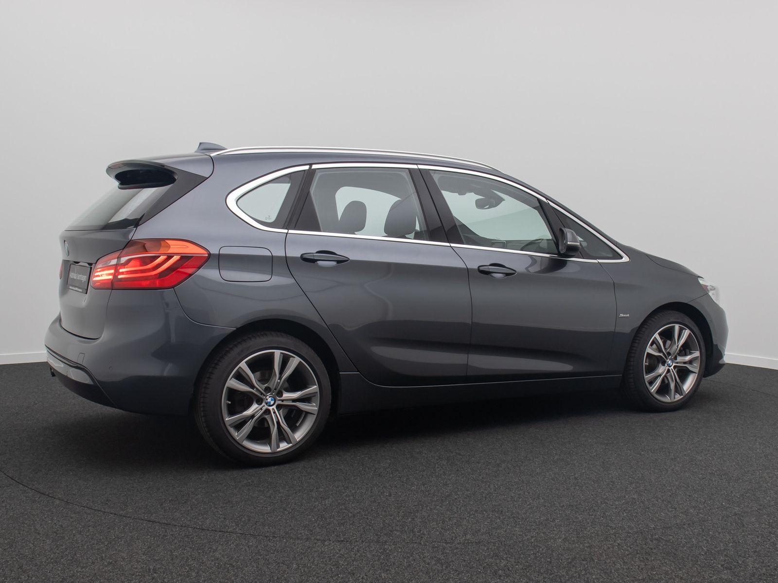 Fahrzeugabbildung BMW 218d Active Tourer Sport Line LED Kamera HiFi Pa