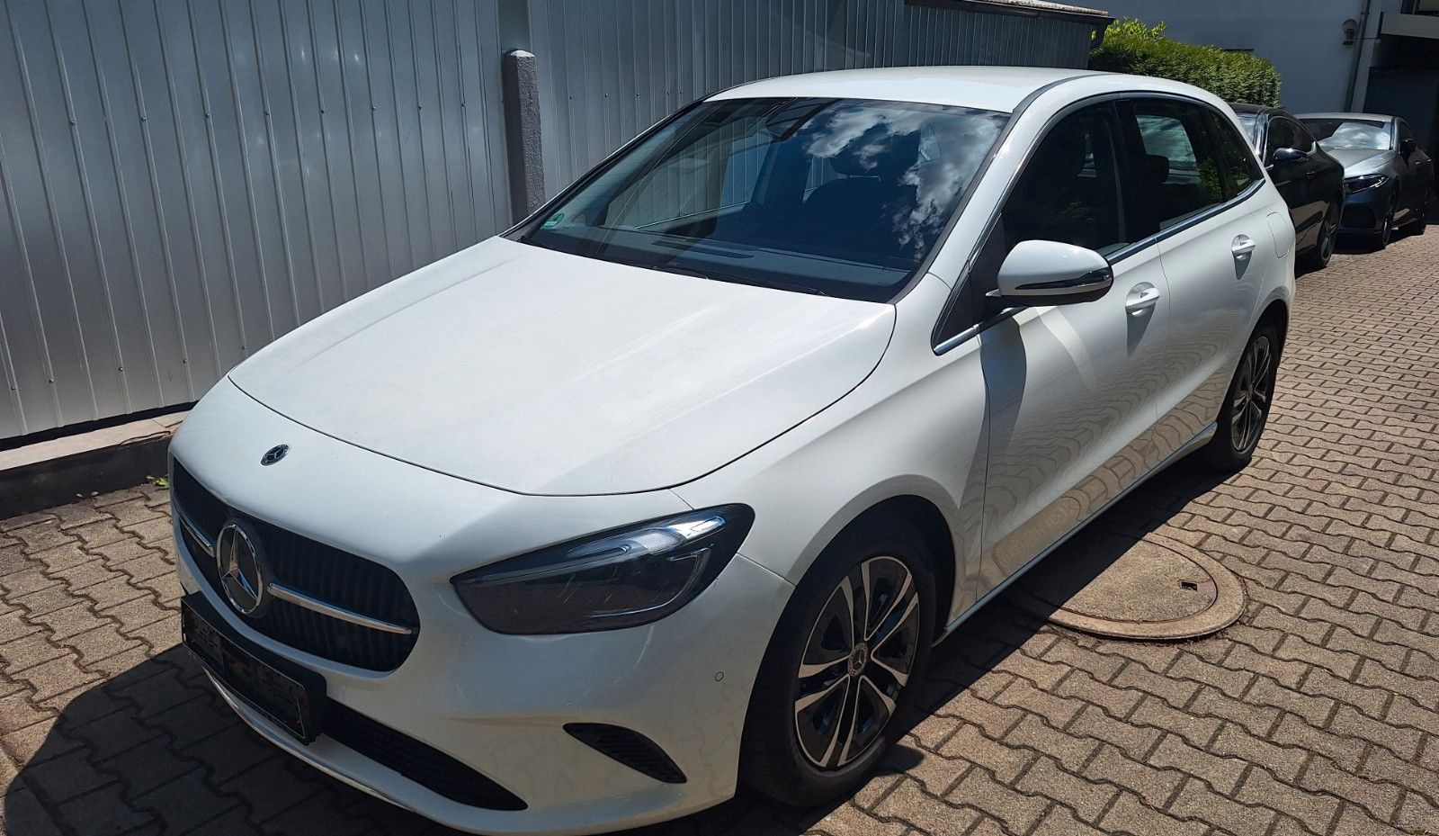 MERCEDES-BENZ B 180 7G-DCT Kamera Navi Led Sitzh.Spurp.sitzh.