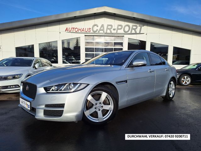 Jaguar XE Pure 2.0 D *LENKRAD/SCHEIBEN/SITZHZG*