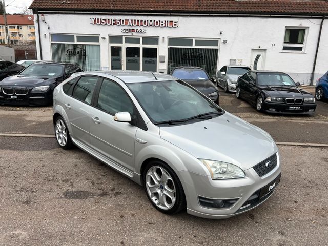 Ford Focus ST 2.5 Turbo Recaro/Klimaauto/2-Hand/TOP!