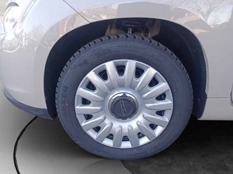 Fahrzeugabbildung Fiat 500L 1.4 16V Pop Star BLUETOOTH+KLIMA+TEMPOMAT