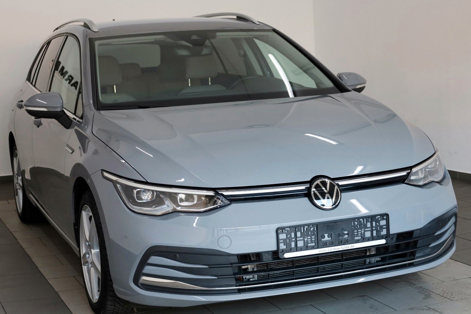 Fahrzeugabbildung Volkswagen Golf VIII Variant Style Navi,LED,Harman/K,ACC,SH