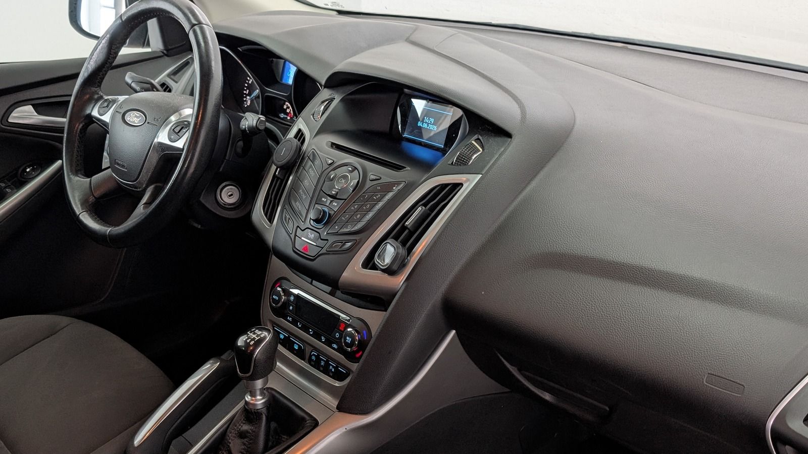 Fahrzeugabbildung Ford Focus Turnier 1.0 EcoBoost * SHZ * AAC. * FH Tre