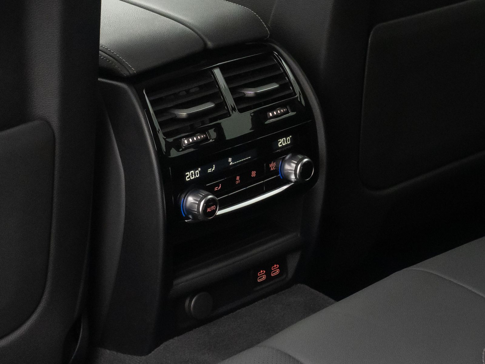 Fahrzeugabbildung BMW 520d Kamera Laser HUD DAB 4xKlima Alarm Komfort
