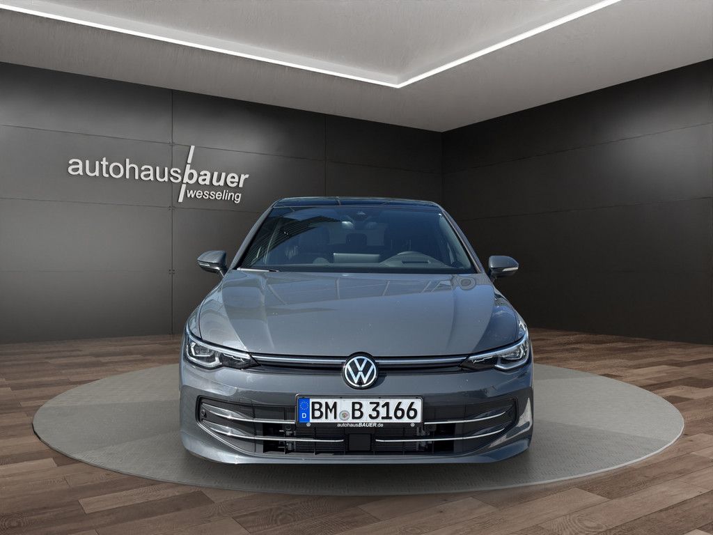 Volkswagen Golf VIII 1.5 eTSI 110 kW Edition 50 imagem 2