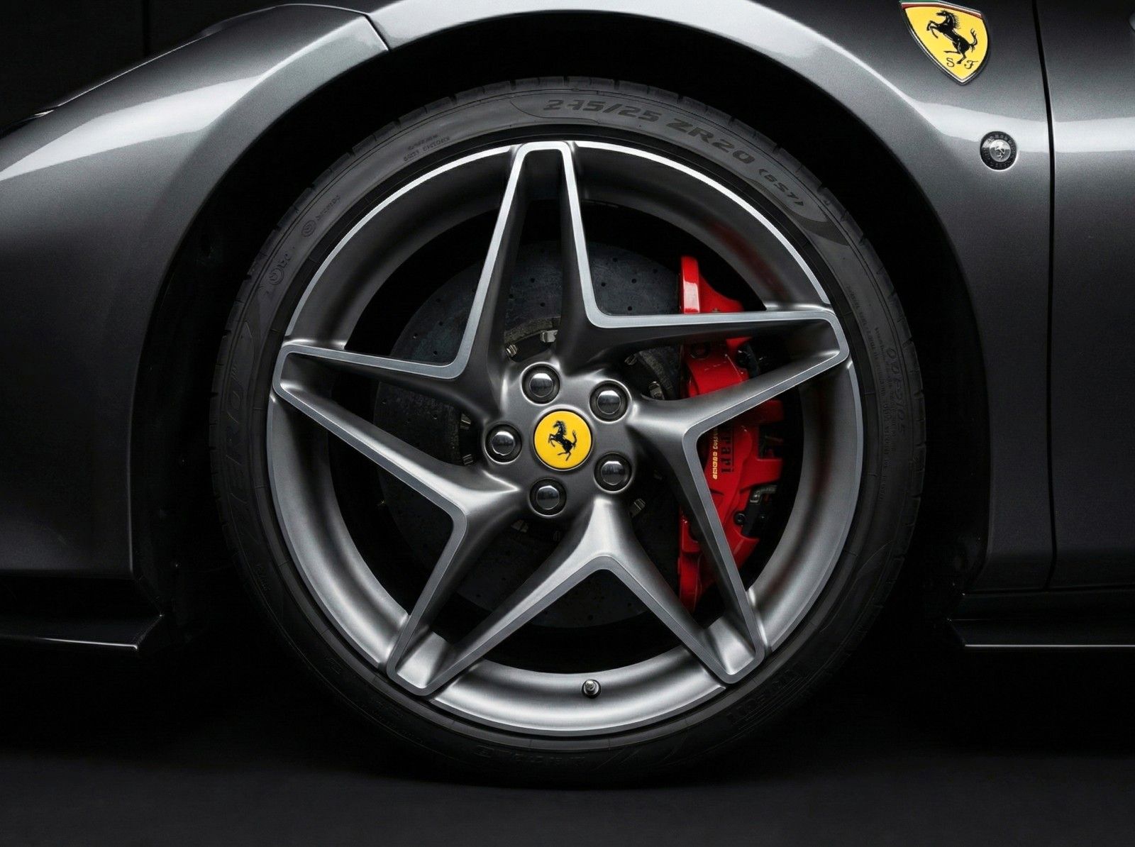 Fahrzeugabbildung Ferrari F8 Tributo | Carbon | Racing | LED
