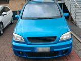 Opel Zafira a OPC Turbo Ardenblau - Opel Zafira: Opc Turbo