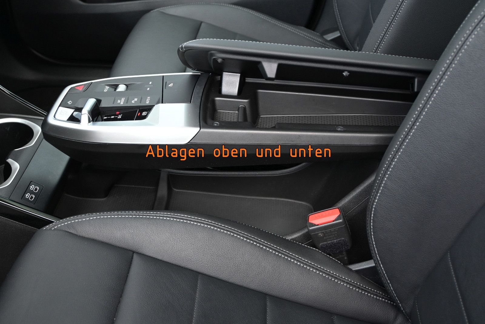 Fahrzeugabbildung BMW X1 xDr.23d xLine °ACC°AHK°HUD°H/K°MEMO°PANO°360°