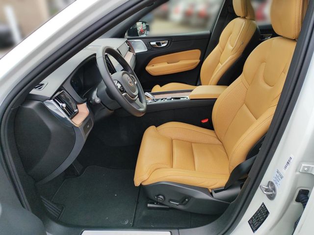 VOLVO XC 60 (Bild 15 von Array)