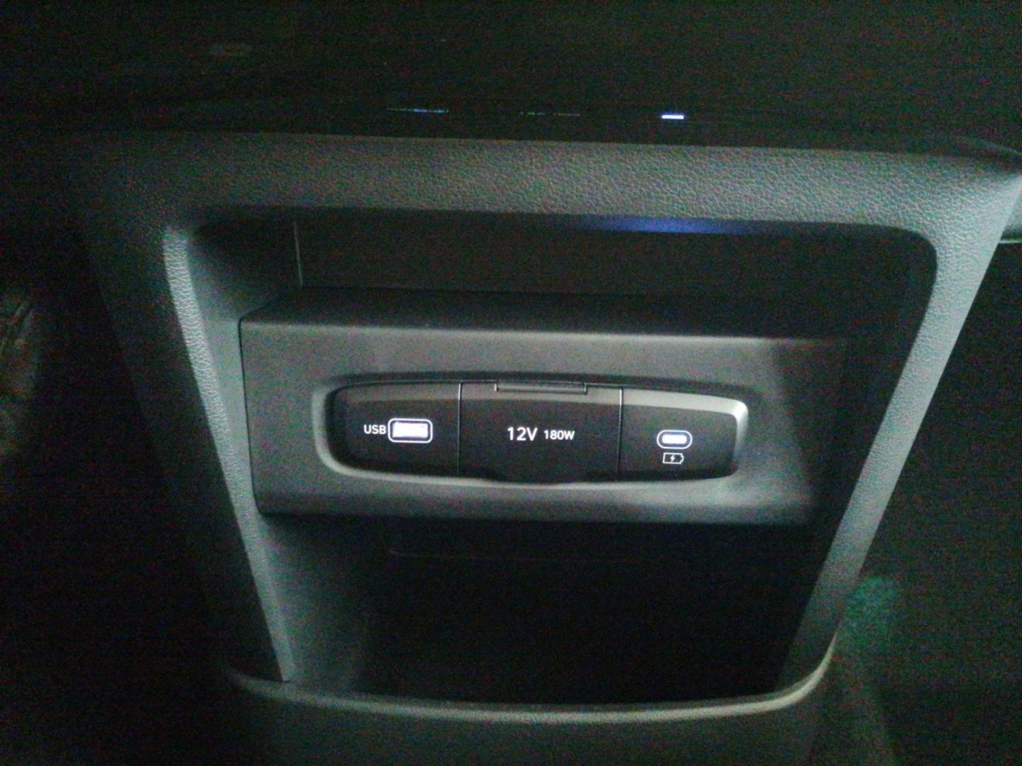 Hyundai STARIA - Bild 22