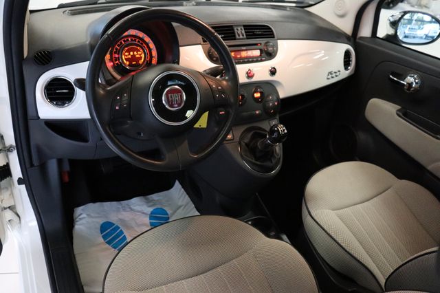 Fahrzeugabbildung Fiat 500 Lounge 1.2 8V|PANORAMA|KLIMA|SERVO|BLUE&ME