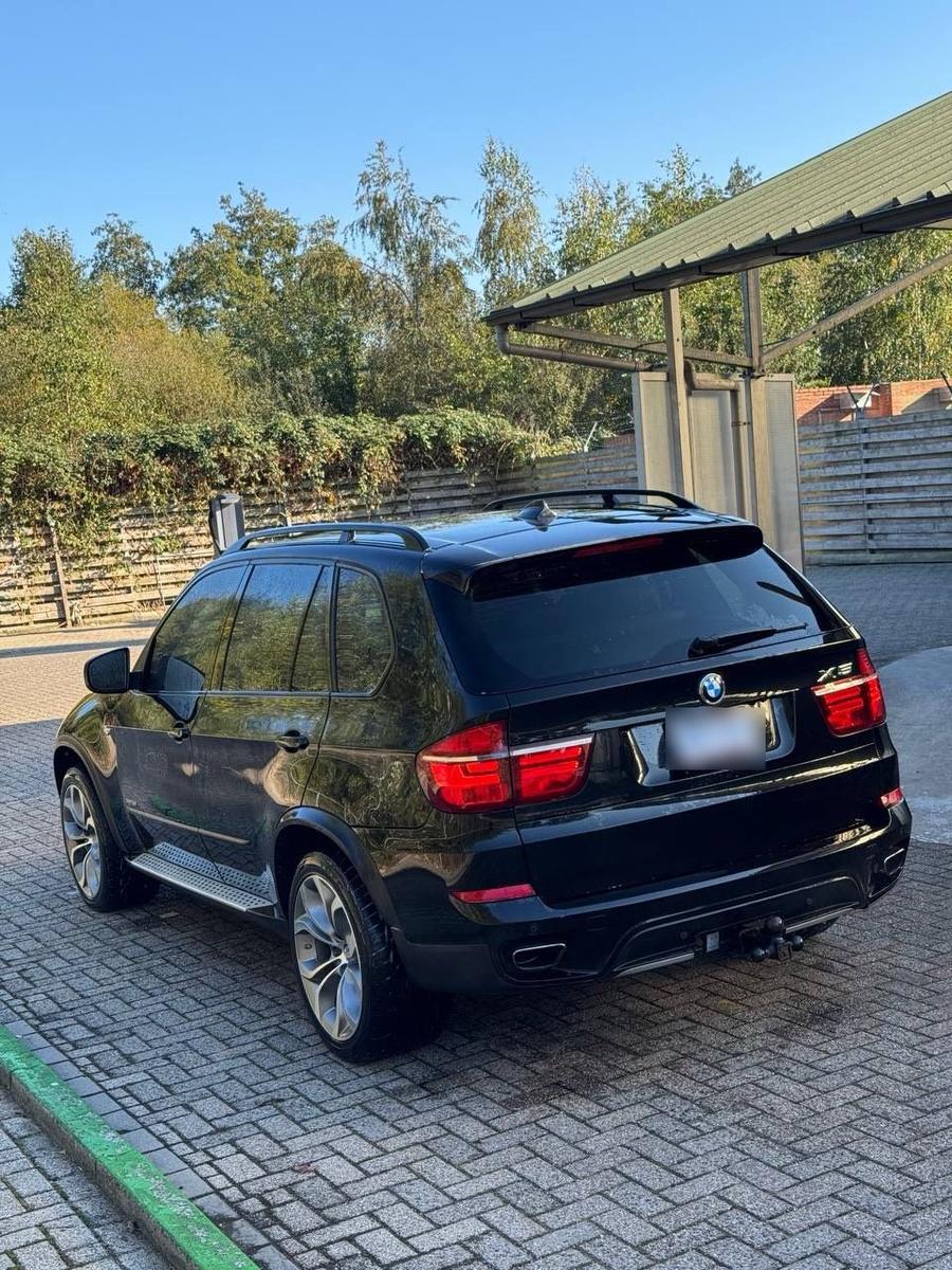 BMW 550