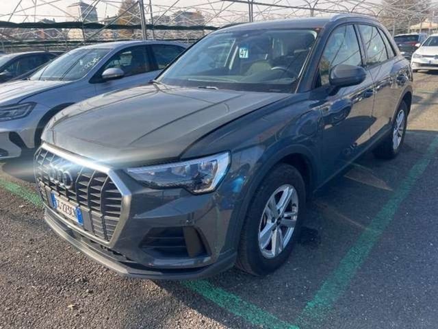 Audi Q3 45 1.4 tfsi e Business s-tronic