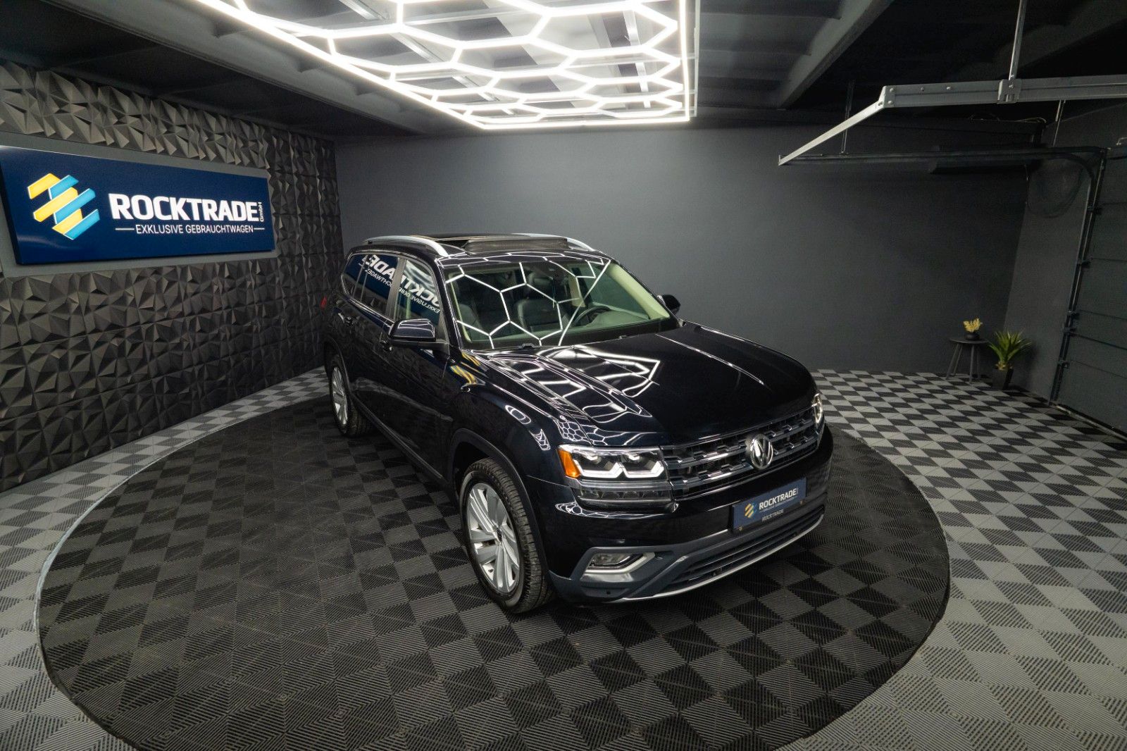 Fahrzeugabbildung Volkswagen ATLAS 3.6 4x4 SEL PREMIUM *7 Sitze*Pano*ACC*LED*