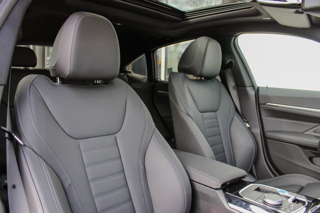 BMW i4 Gran Coupe 40 eDrive / M SPORT / LIVE COCKPIT