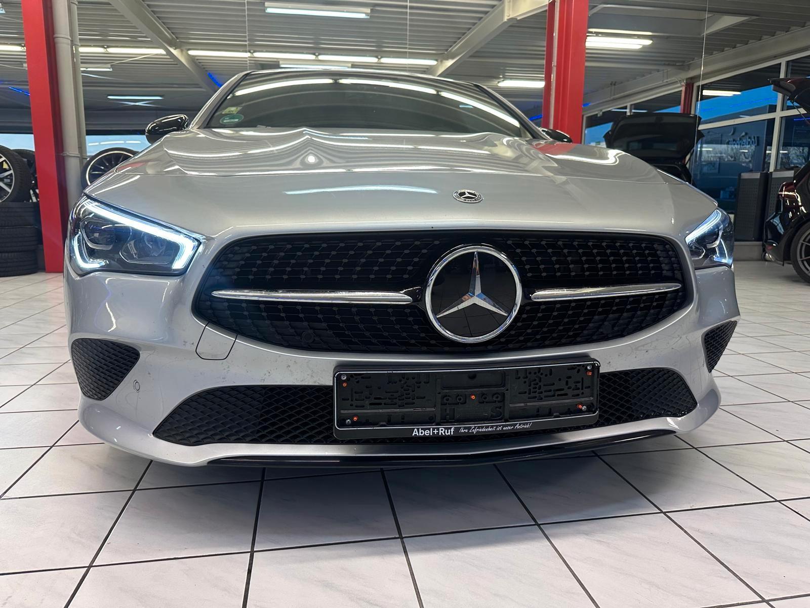 Mercedes-Benz CLA Shooting Brake CLA 250 LED AMG Night-Paket