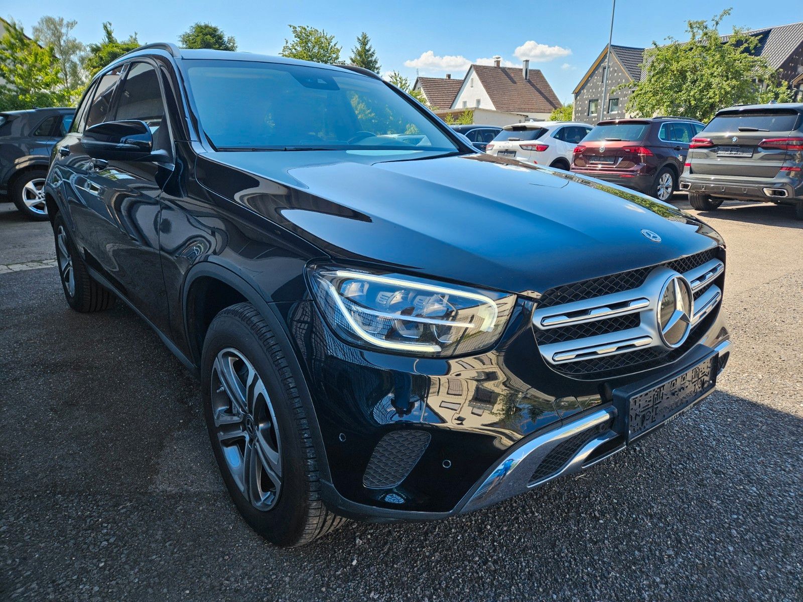 MERCEDES-BENZ GLC 300 de 4Matic AHK. LED.