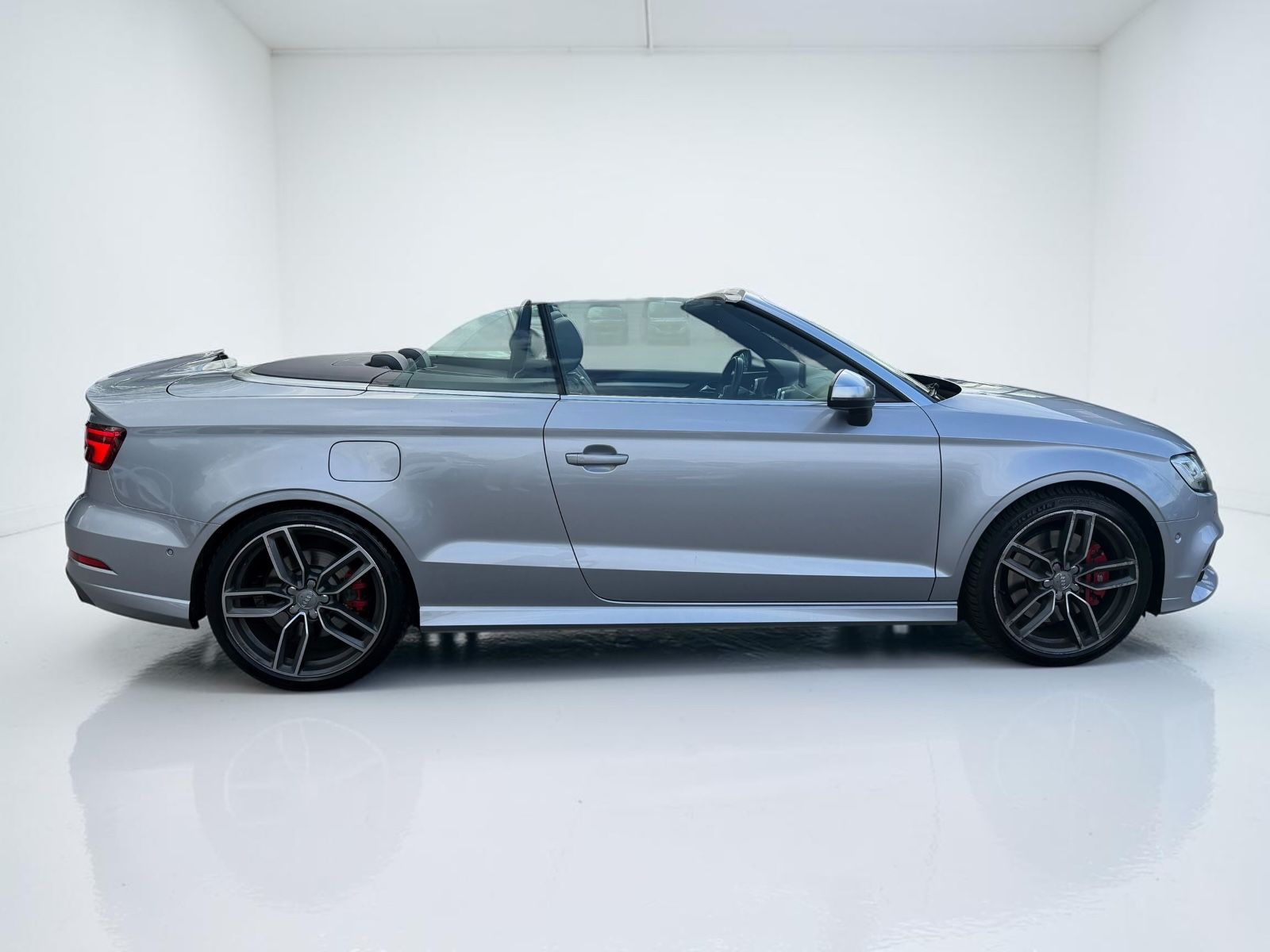 Audi S3 Cabrio 2.0 quattro B&O NAVI ACC VIRTUAL LED foto 5