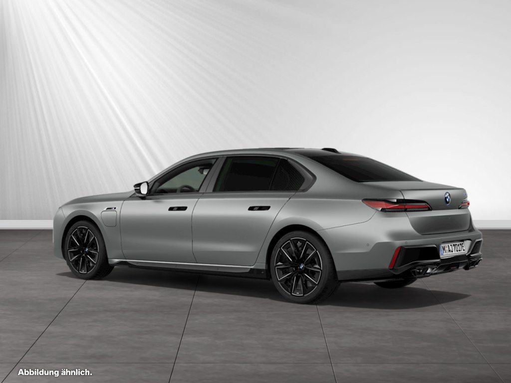 BMW M760 - Bild 9