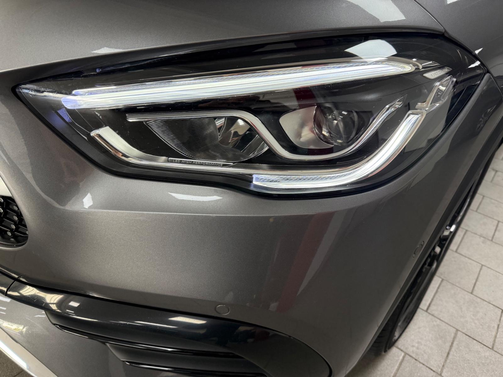 Mercedes-Benz GLA 220 d*AMG-LINE*AHK*MBUX*19 ZOLL*PARK-ASSIST*
