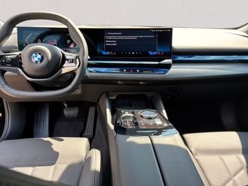 BMW 520 - 7