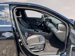 Fahrzeugabbildung Mercedes-Benz A 180d 7G-DCT LED NAVIGATION PDC TEMPOMAT