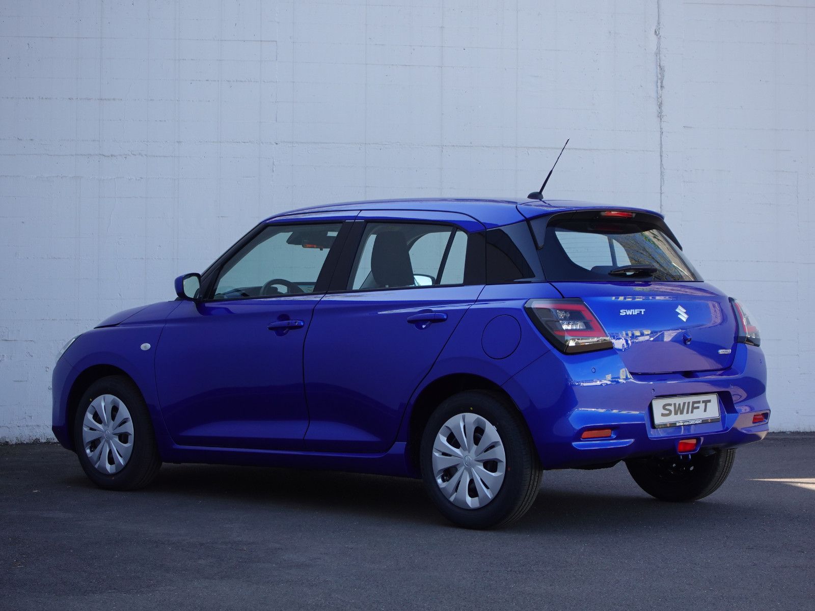 Fahrzeugabbildung Suzuki Swift Hybrid 1.2 Club  Navi, LED, PDC, Kamera
