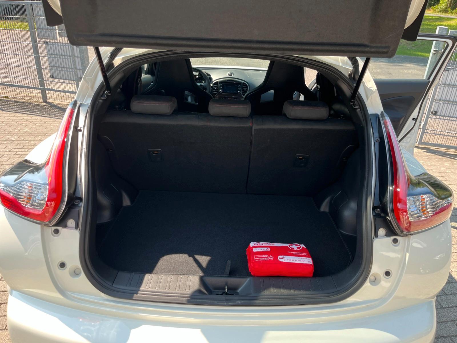 Nissan Juke Nismo RS 4x4 Recaro+Xenon+TW+4xKamera+USB+
