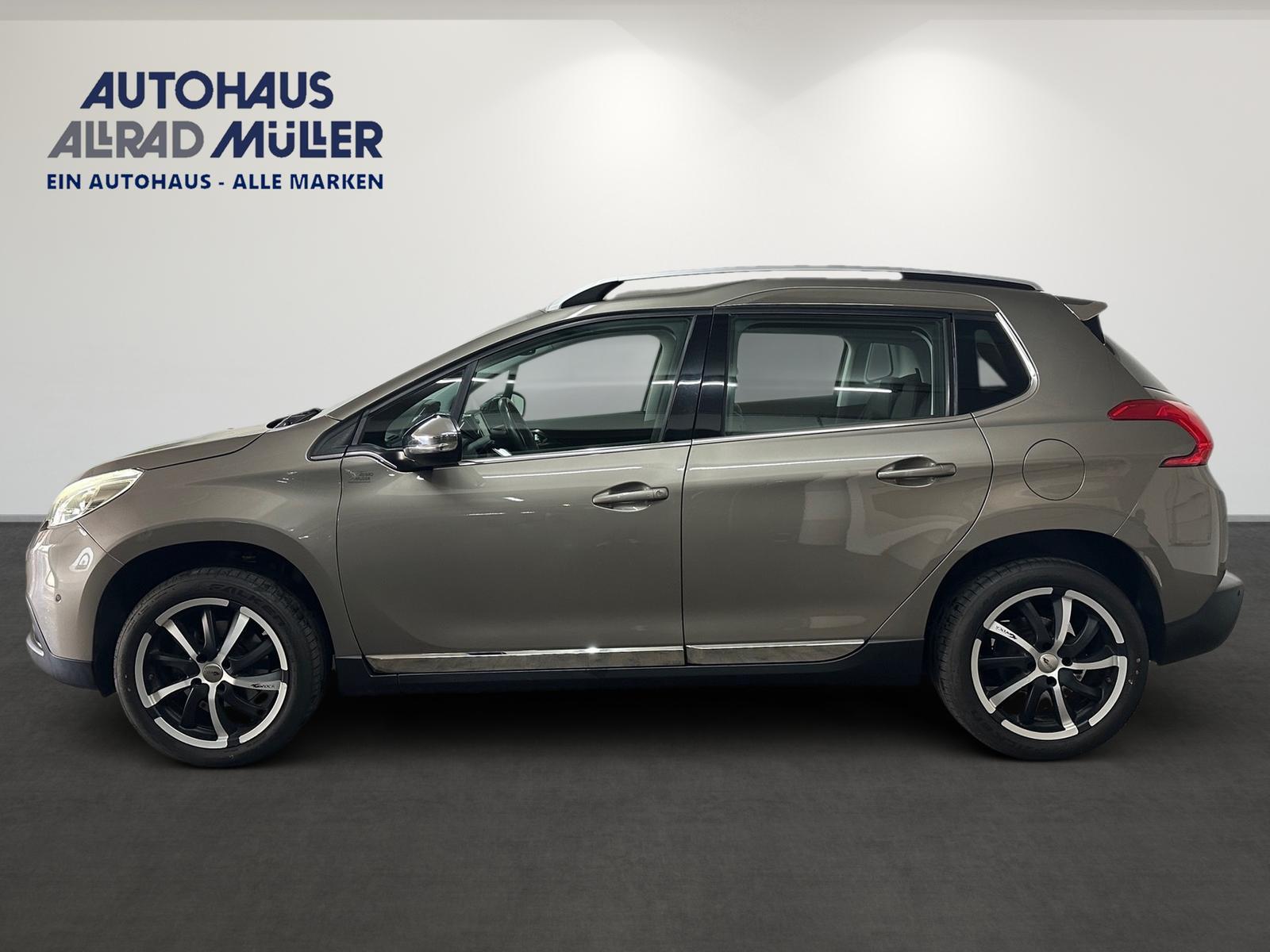 Peugeot 2008 Allure 1.6 120 PS SHZ+NAVI+PDC vo+hi+AHK