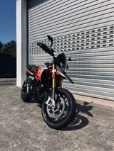 Aprilia Dorsoduro 900 - APRILIA DORSODURO 900