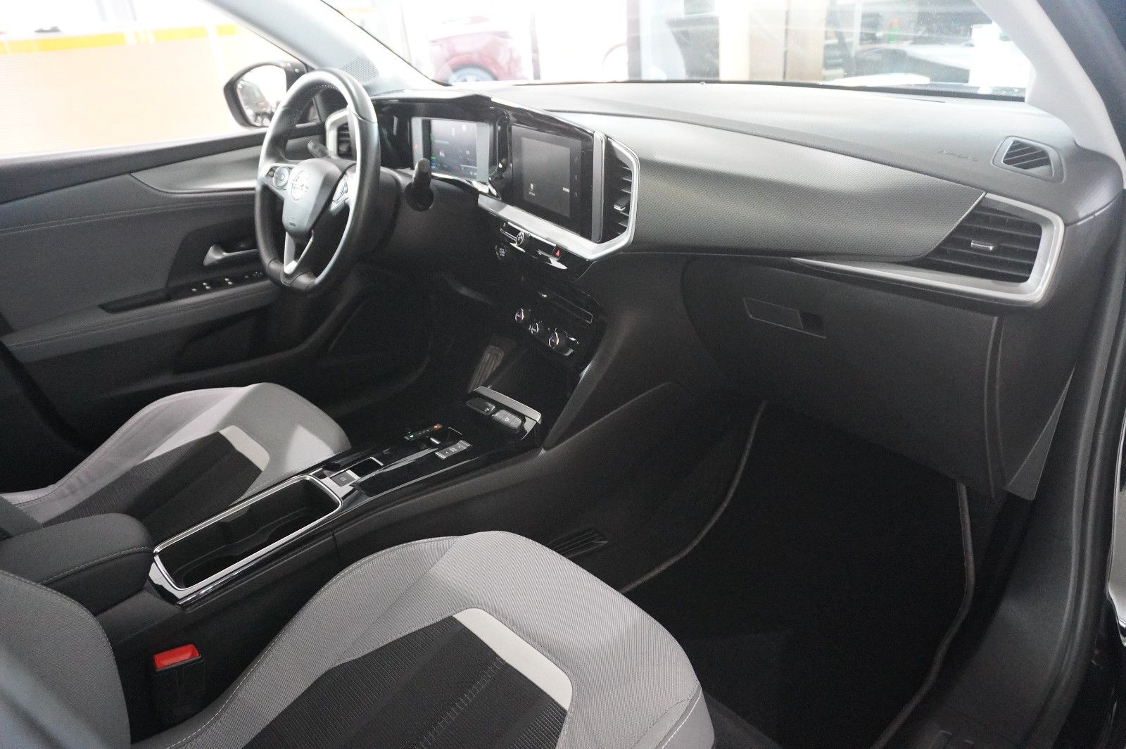 Fahrzeugabbildung Opel Mokka-e ELEGANCE 3-PHASIG NAVI/LED/KAMERA/DAB+
