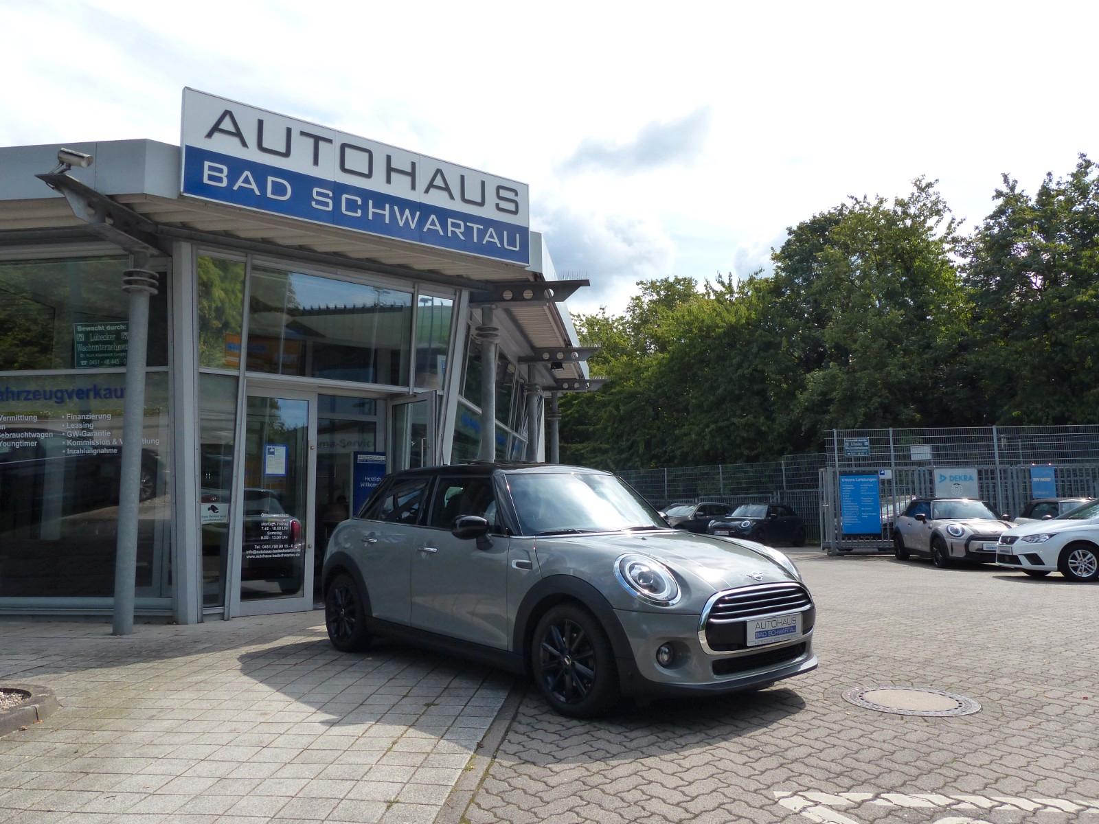 MINI Cooper Lim. Aut. "Chili" 5-trg., Pan.dach, Navi