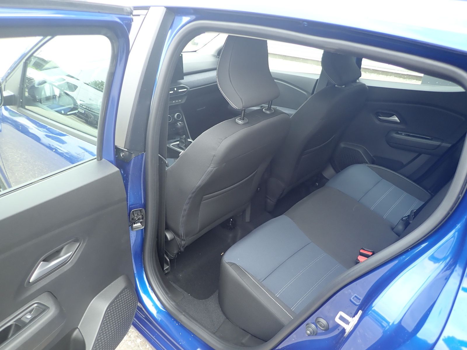 Fahrzeugabbildung Dacia Sandero Journey TCe 100