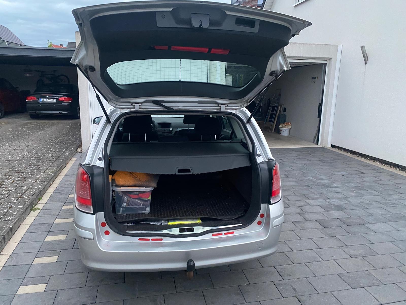 Opel Astra 2006 — photo 8
