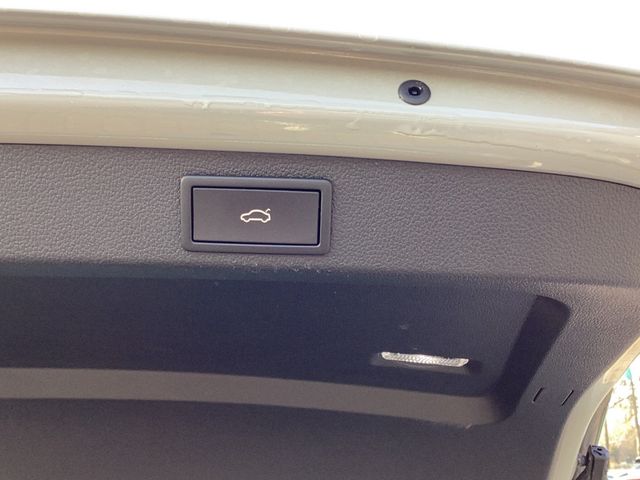 Superb Combi 2.0TDI DSG Sportline