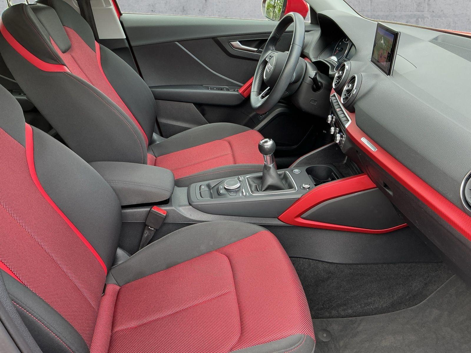 Audi Q2 30 TFSI SPORT S-LINE EXT. LED+NAV+SHZ+PDC+AHK, миниатюра 13