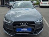 Audi A4 2.0 TFSI multitronic S line - Audi A4 aus 2016 mit Benzin-Antrieb: Limousine