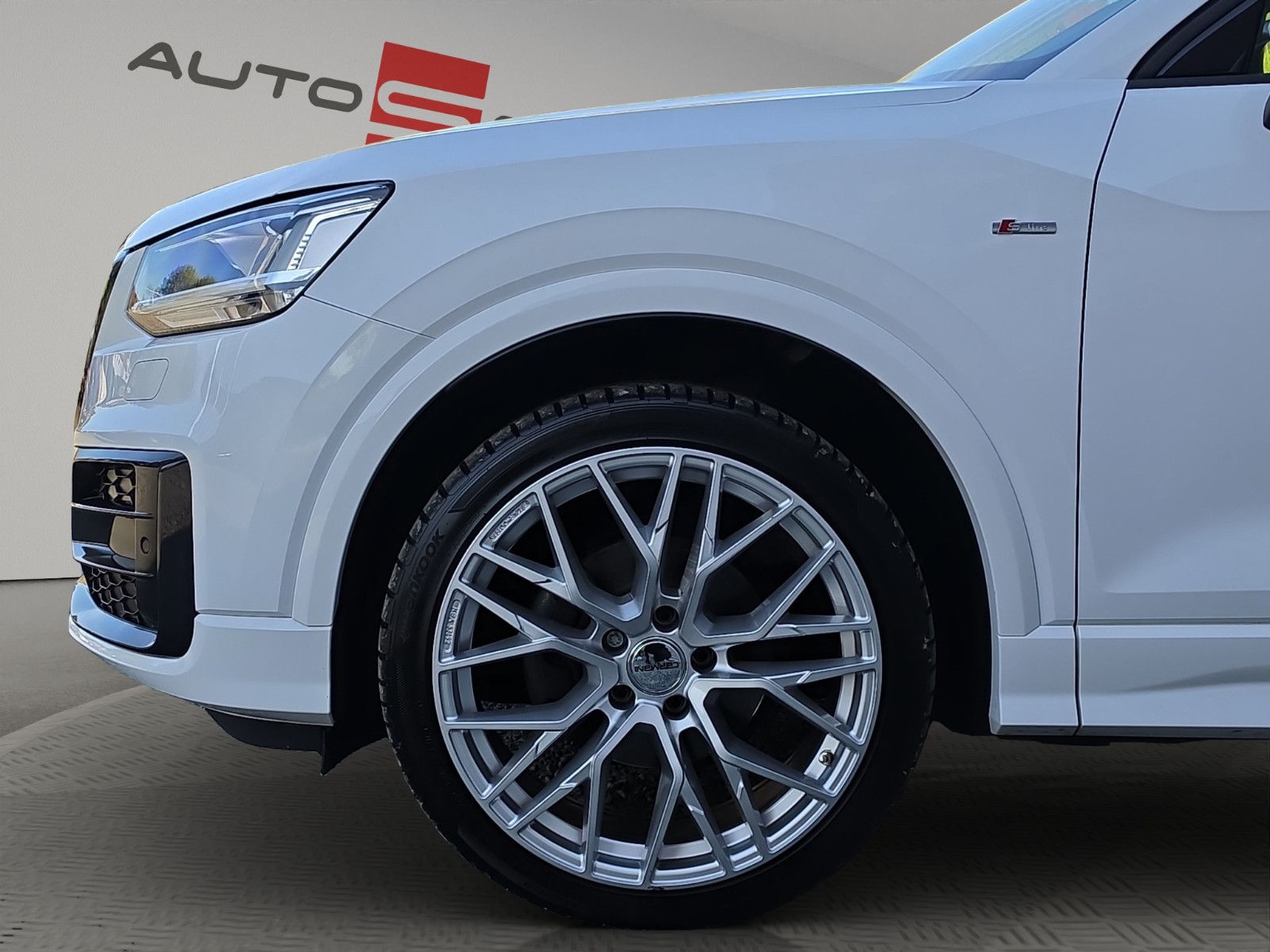 Fahrzeugabbildung Audi Q2 35 TFSI SPORT S-LINE NAVI LED PDC SHZ LEDER