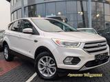 Ford Kuga Titanium 4x4. NAVI. Kamera. ACC - Ford Kuga: Standheizung