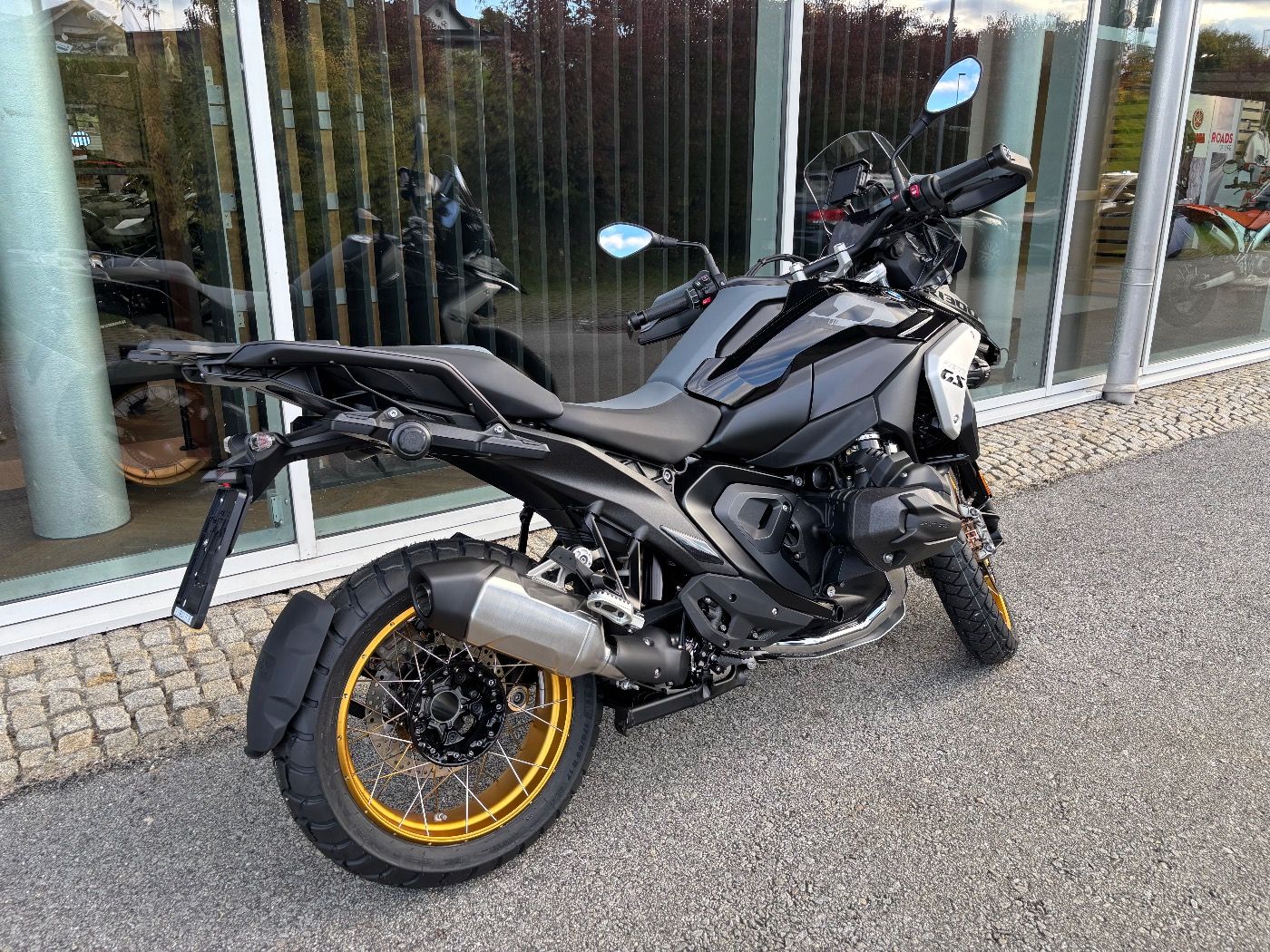 Fahrzeugabbildung BMW R 1300 GS Triple Black ASA