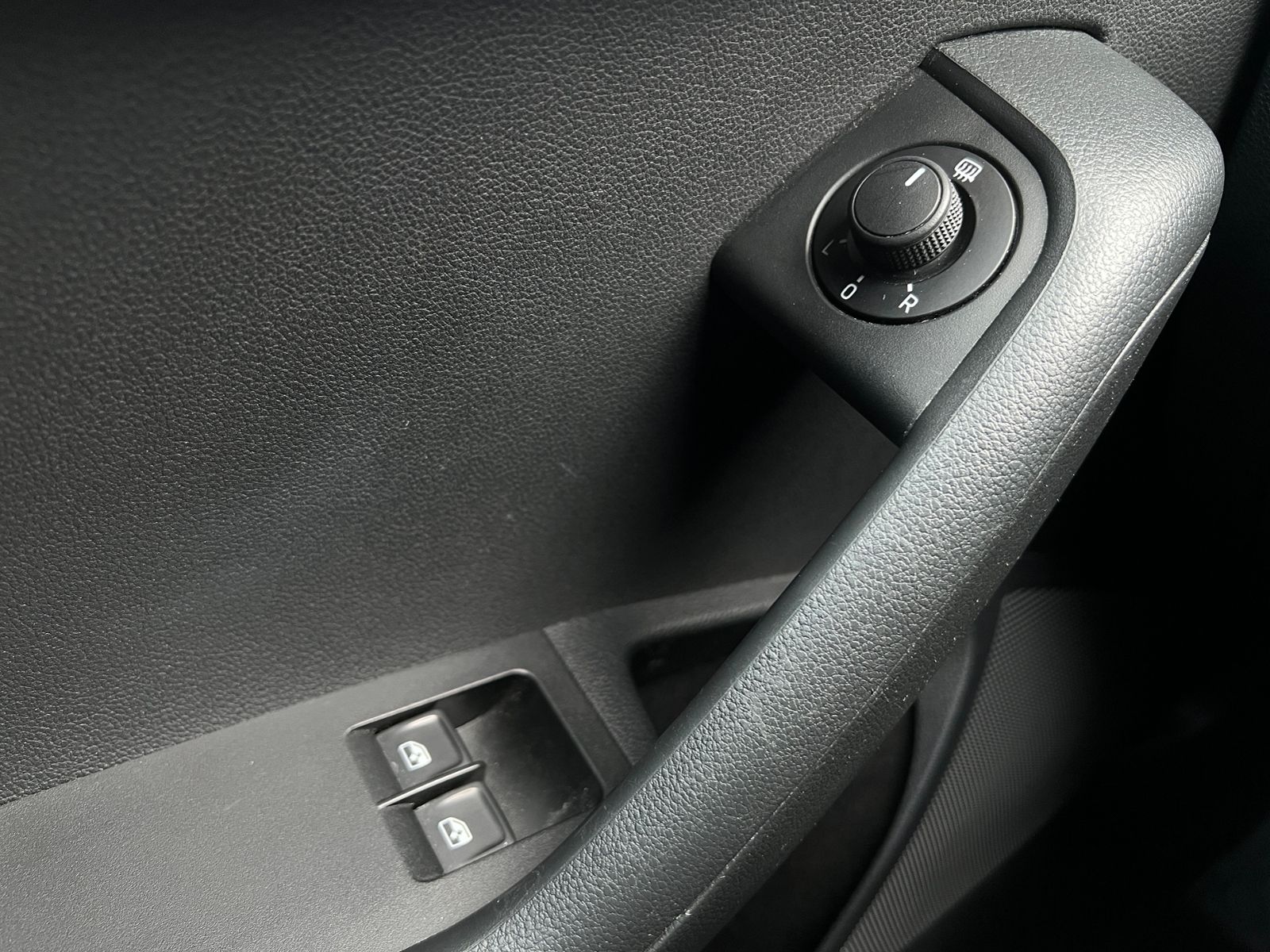 Fahrzeugabbildung SKODA Octavia III Combi Active 1.4 TSI