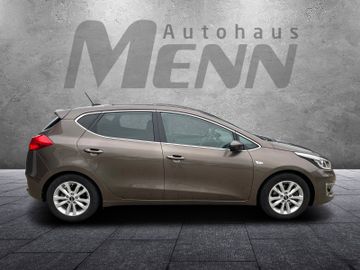 Kia Cee'd 1.6D Dream Team Navi Kamera AHK Klima